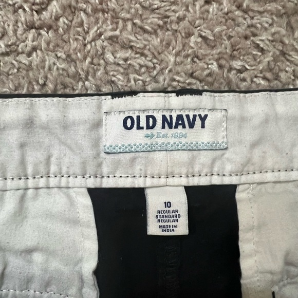 black old navy shorts - Picture 3 of 3